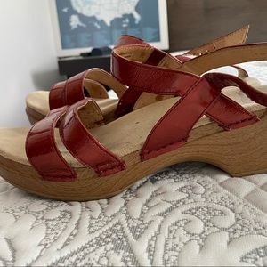 Dansko Women Sandals. Size 39/ US 9.